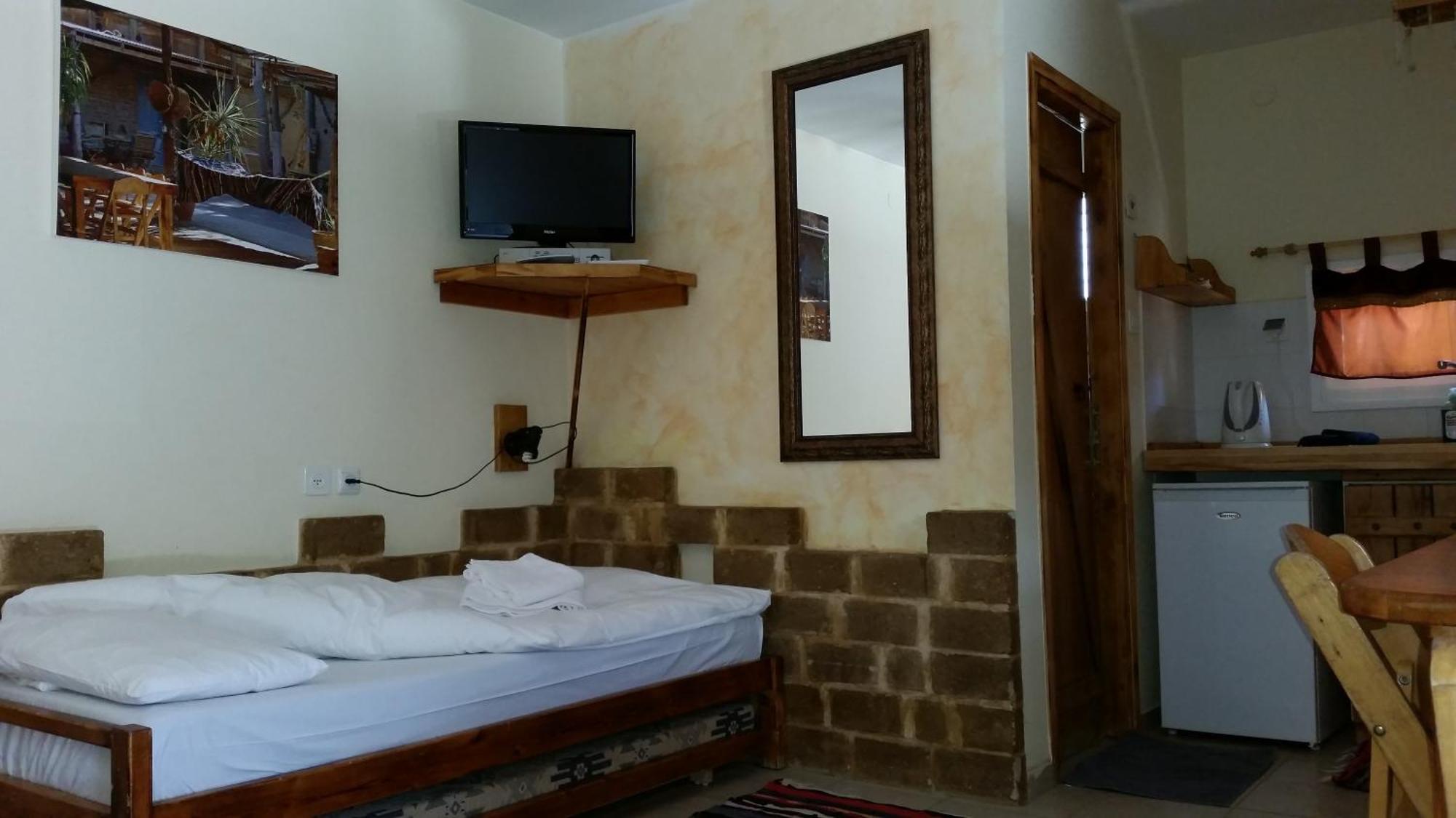 Desert Routes Inn Shvilim Ba Midbar Hazeva Habitación foto